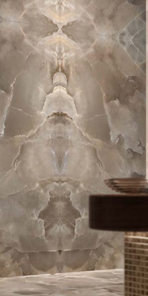 ONYCE_ON05_ON02_120x278_HLL_001-HR-P02